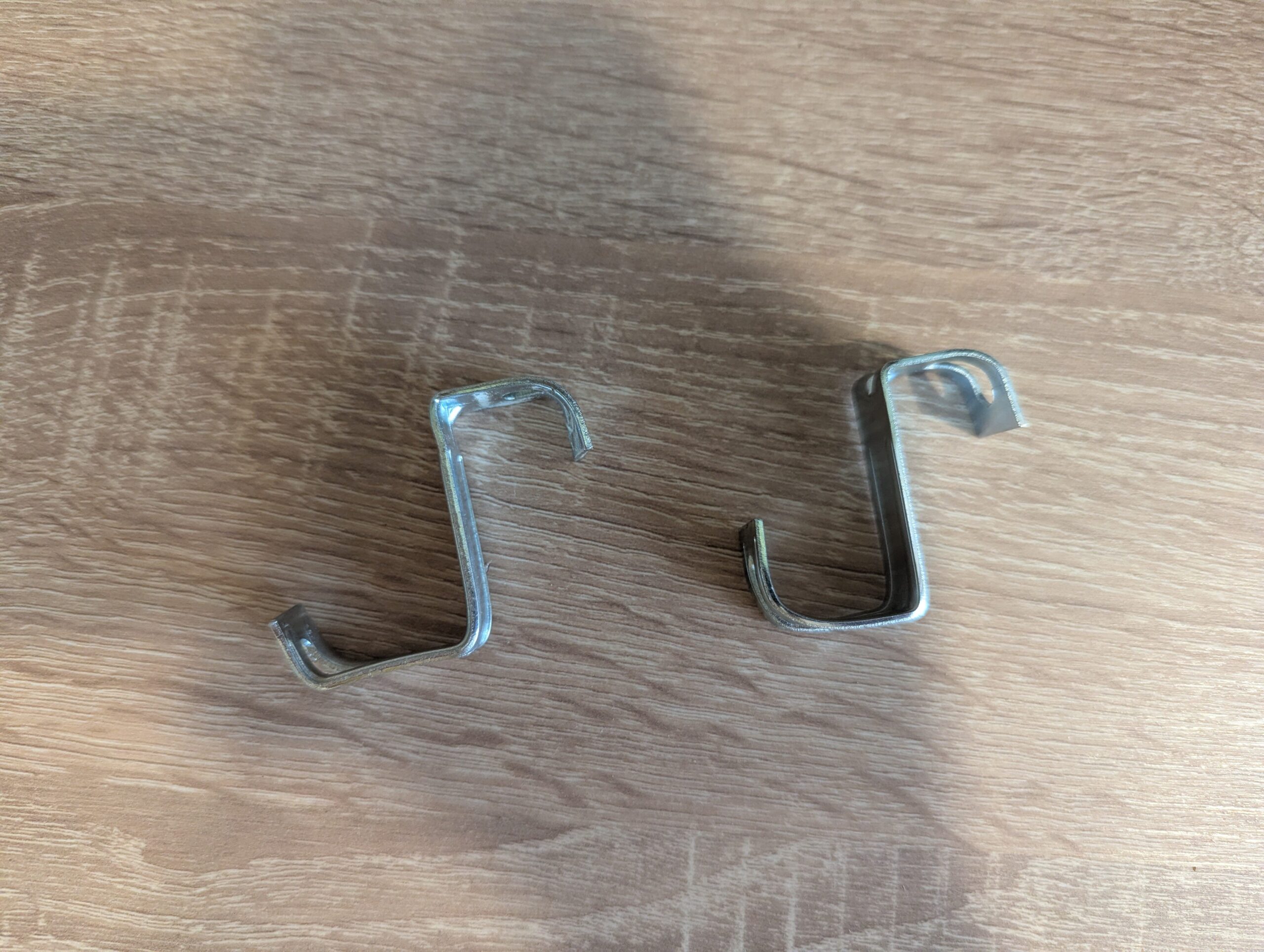 Umgebogene IKEA Winkel